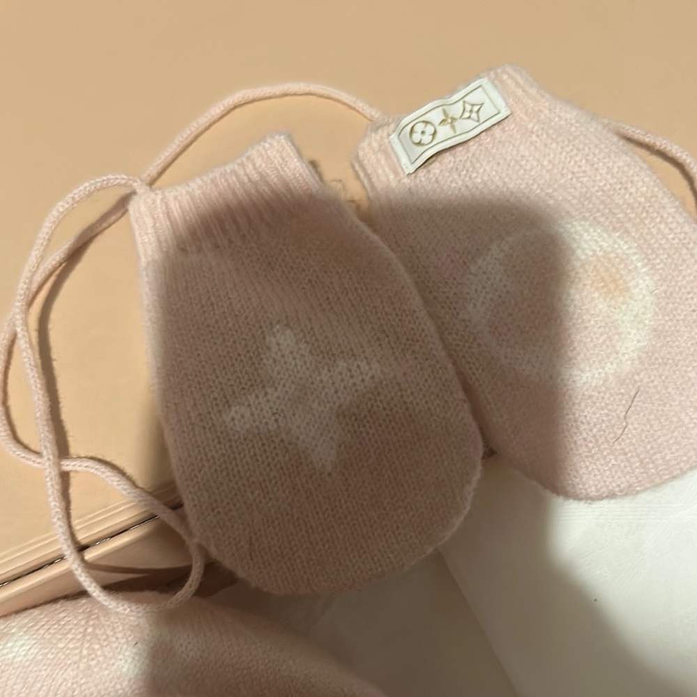 LV Pink Baby Hat, Mittens, and Socks Set - Picture 4 of 6